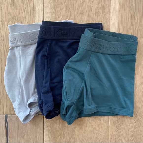 Calvin Klein Reconsidered Micro boxers - Picture 3 of 5